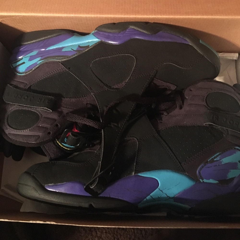 Jordan Aqua 8s